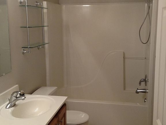 Double bowl vanity