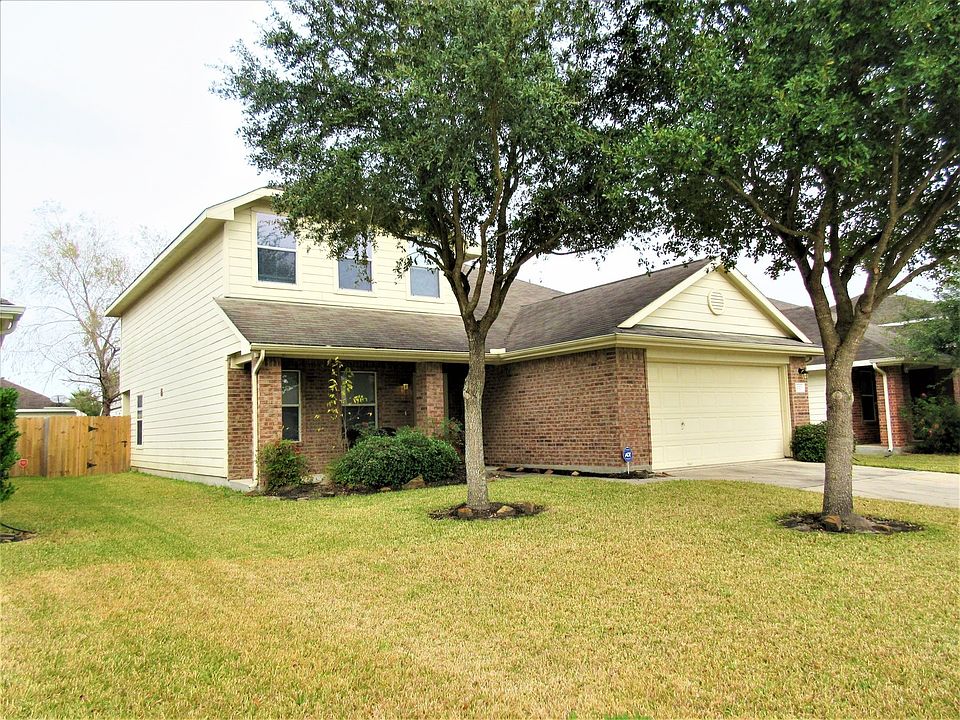 1st image of 11323 Harbour Lake Ct