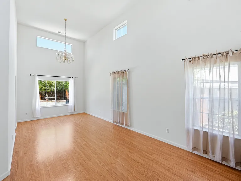 3779 Armour Ct — Photo 18