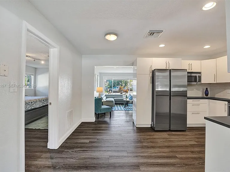 3730 SW 47th Ct — Photo 28