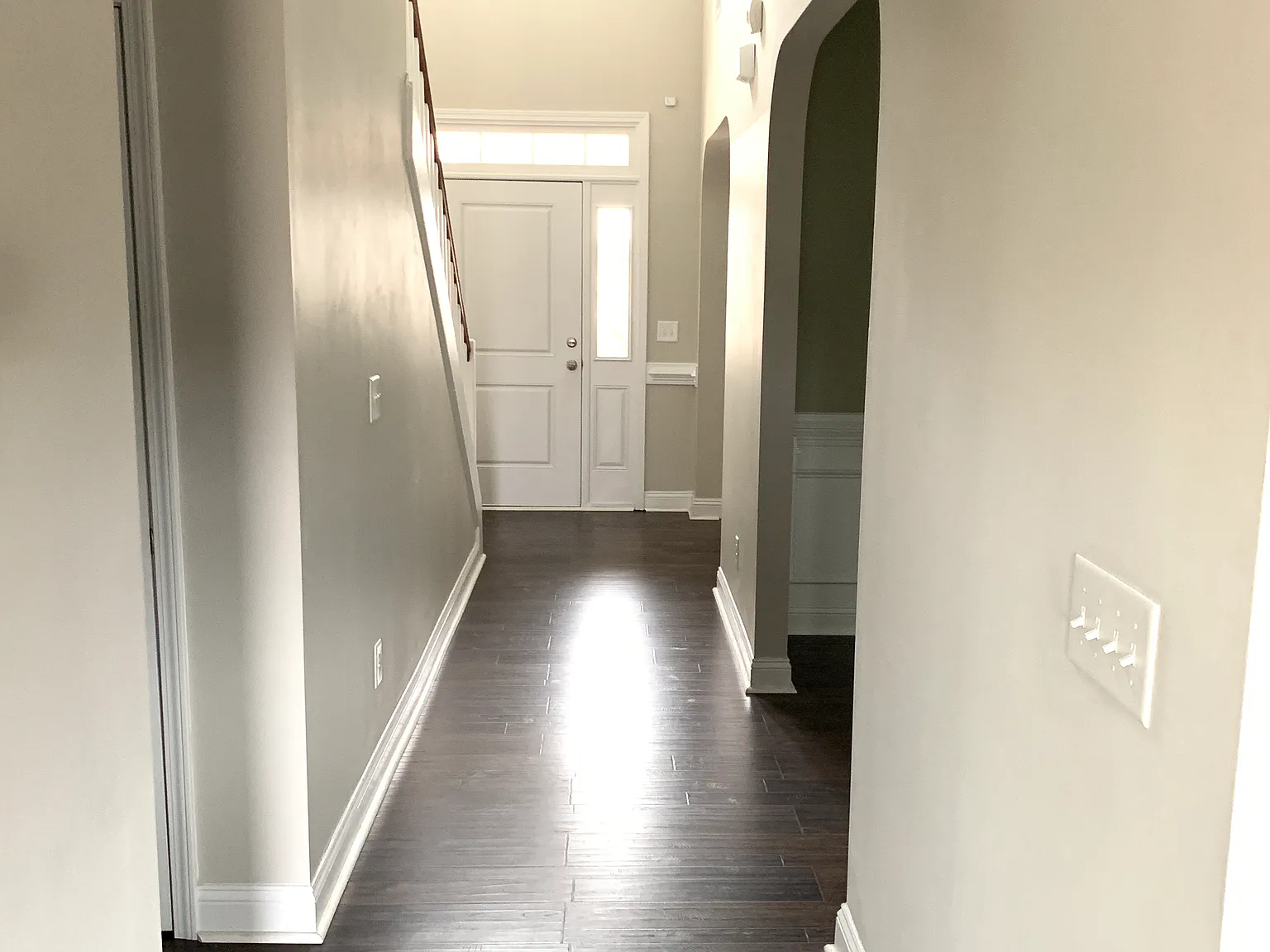 4 bed, 2450 sqft, $2,350 — Photo 4