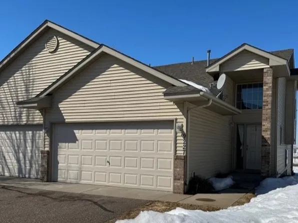 9227 Orchard Cir, Monticello, MN 55362