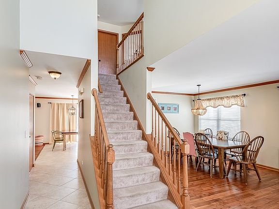 3rd image of 1711 Tall Oaks Dr