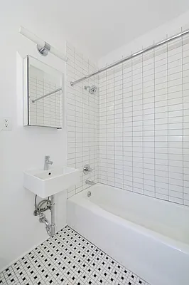 Rented by Aether Property Group | media 19