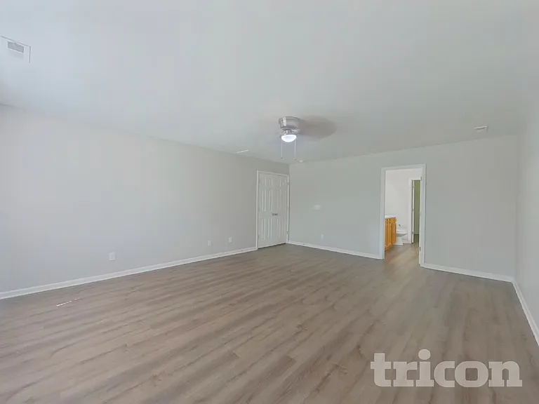 11035 Elven Dr — Photo 9