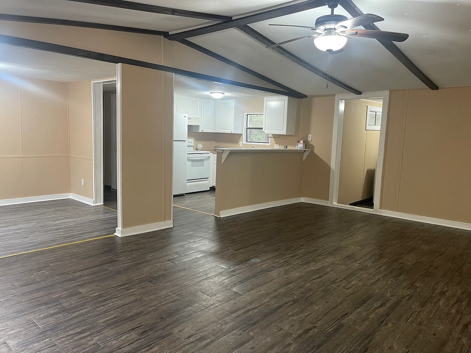 3 bed, 1320 sqft, $1,600 — Photo 4
