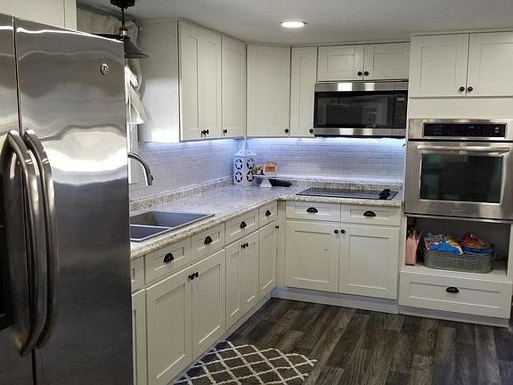 2nd image of 215 N Academy St