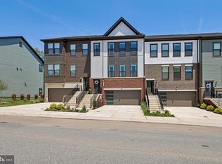 1120 Crested Wood Dr, Laurel, MD 20724