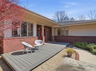 129 Tyler Ln, West Union, SC 29696