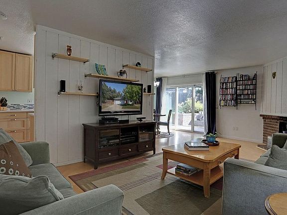 4th image of 8556 Regli Woods Ct