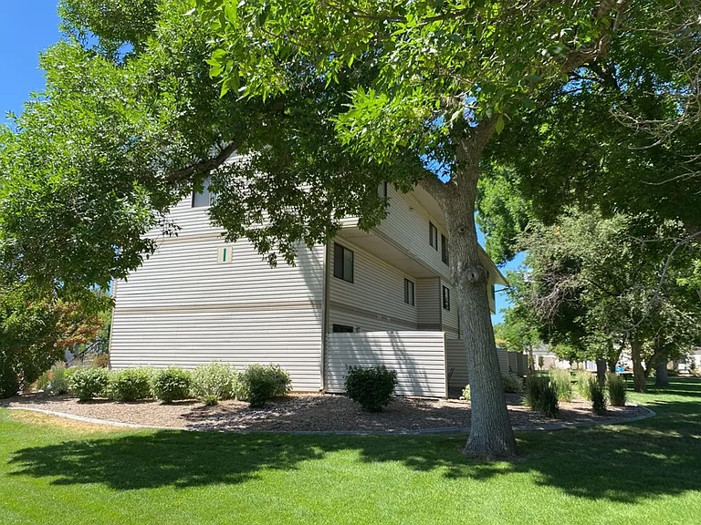 1705 Heatheridge Rd #I204 — Photo 20