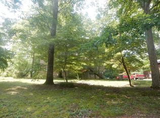 1187 Rolling Green Dr, Acworth, GA 30102