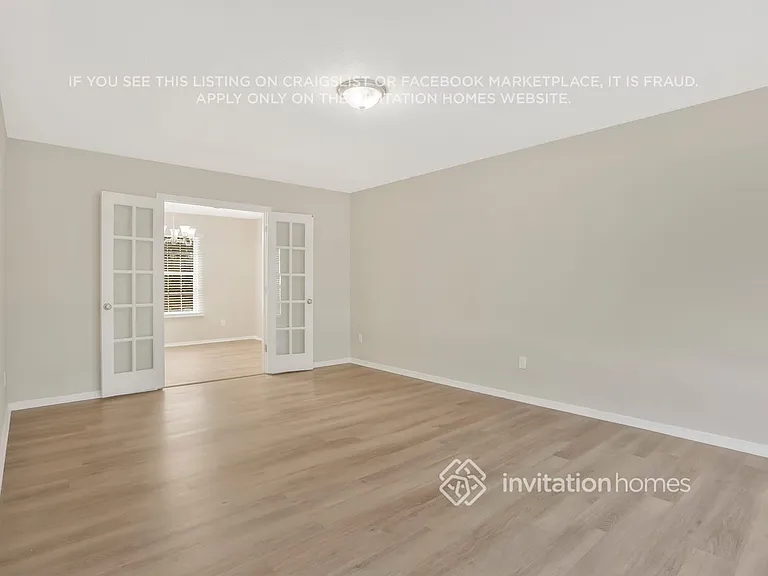 1141 Shady Creek Dr — Photo 3