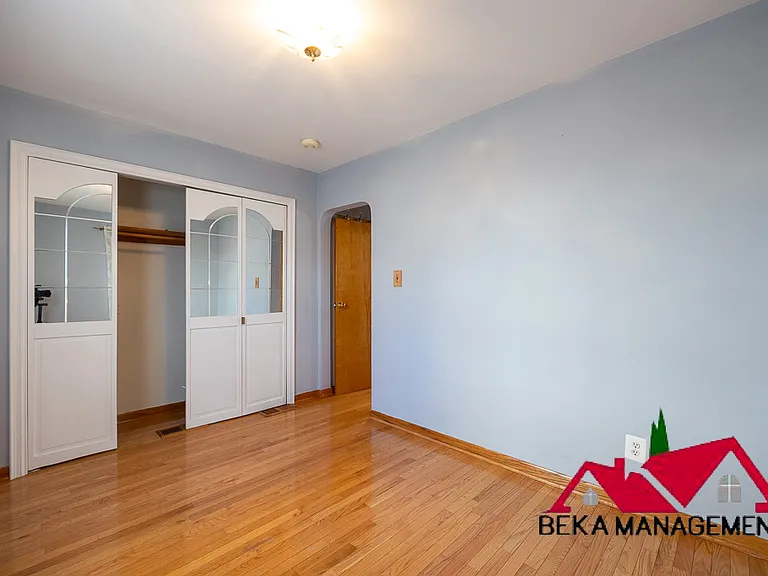 26627 Rialto St — Photo 13