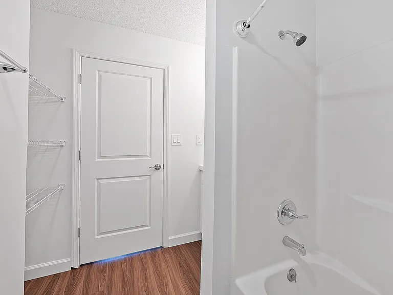 Apartments at Urbana — Photo 81