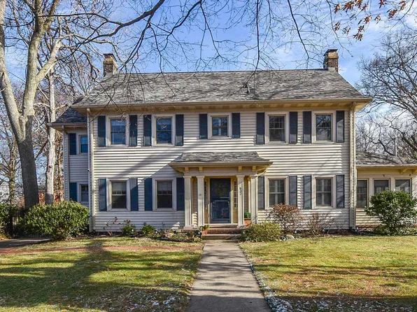 632 S Willow Rd, Evansville, IN 47714