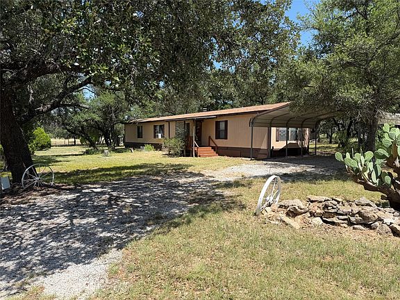 4th image of 251 Country Oaks Ln