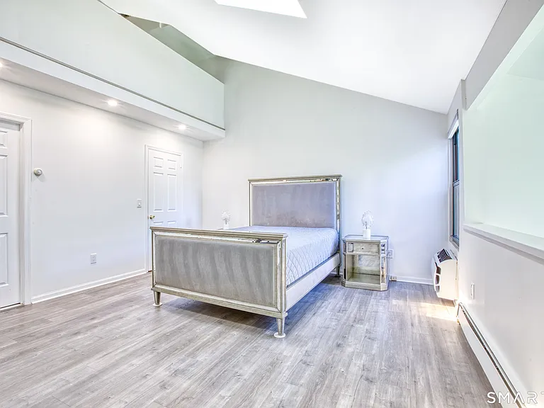 1465 E Putnam Ave #327 — Photo 17