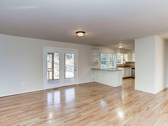 4th image of 2154 Harpoon Dr