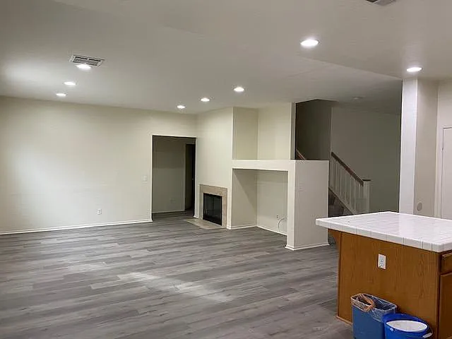 6574 Gladiola St — Photo 6