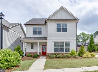 5404 Falling Branch Ct, Flowery Branch, GA 30542