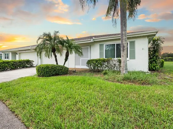 2209 HARTLEBURY WAY #402, SUN CITY CENTER, FL 33573