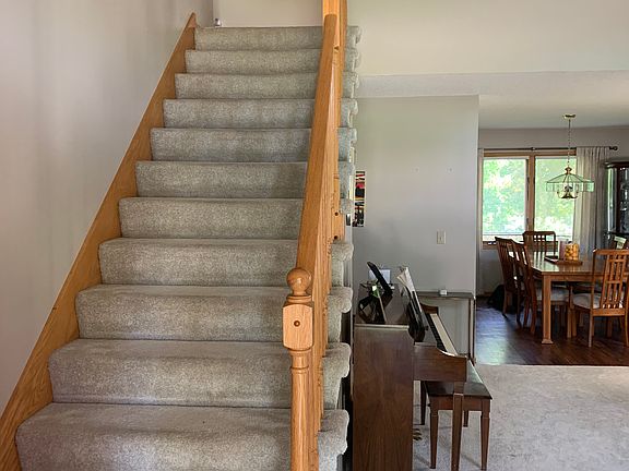 5th image of 7132 Pommel Pl