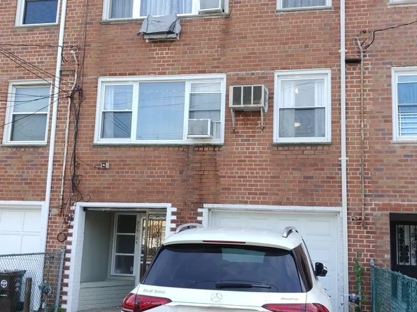 23504 Hillside Ave, Queens Village, NY 11427