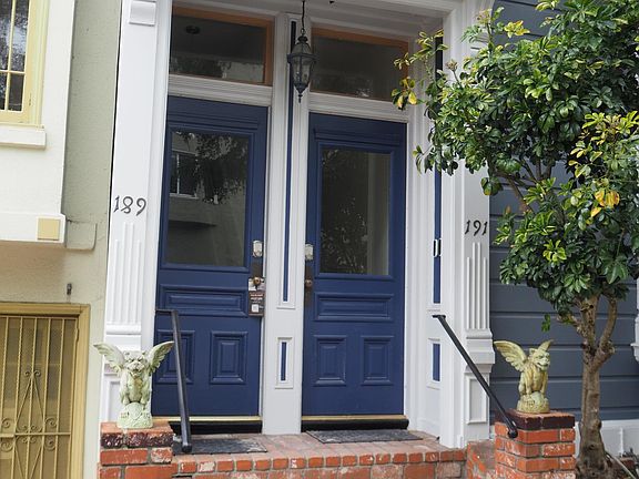 Left door 189A&B, right door 191A&B