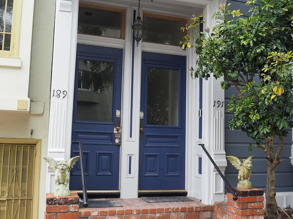 Left door 189A&B, right door 191A&B