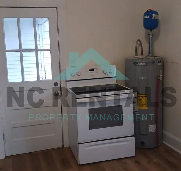 307 N Parker St #305 — Photo 10