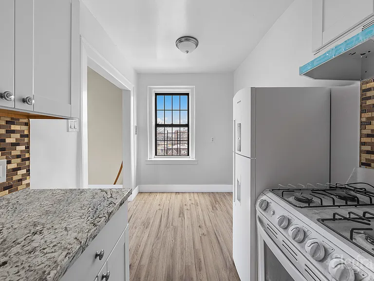 3752 80th St #4C — Photo 5