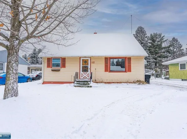 12 Telegraph Dr, Virginia, MN 55792