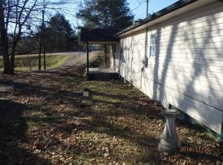 90 Daniels Rd, Trenton, GA 30752