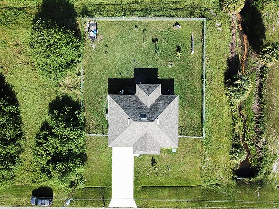 Oversized yard sitting!