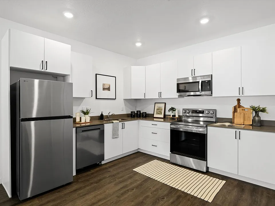 Shamrock Apartments