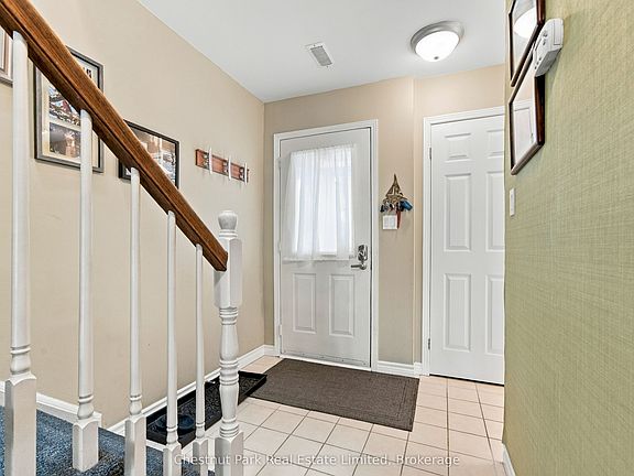 3rd image of 1 Mortimer St #15