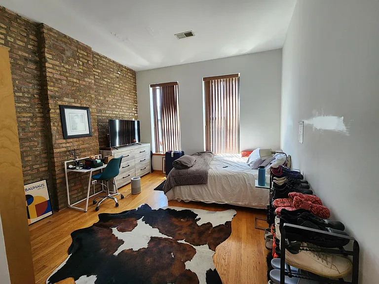 2009 W North Ave #3B — Photo 7