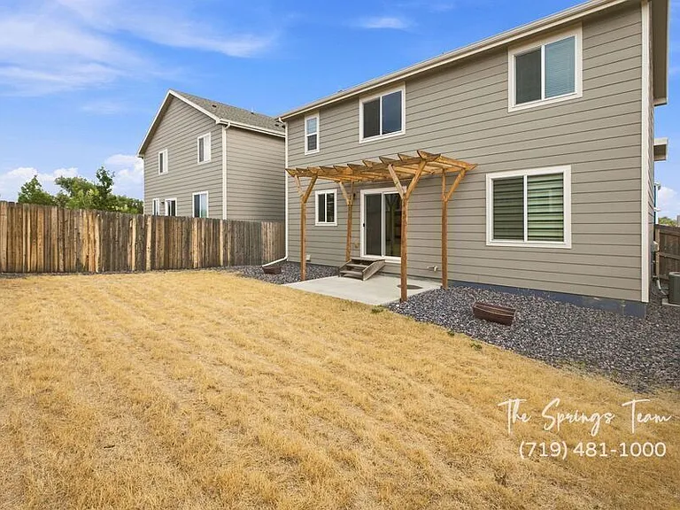 5338 Kingscote Dr — Photo 37