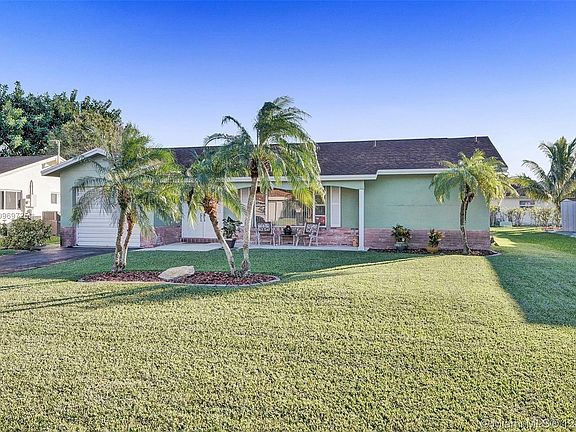 2nd image of 8106 NW 106th Ave