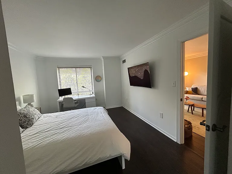 2111 Wisconsin Ave NW #222 — Photo 10