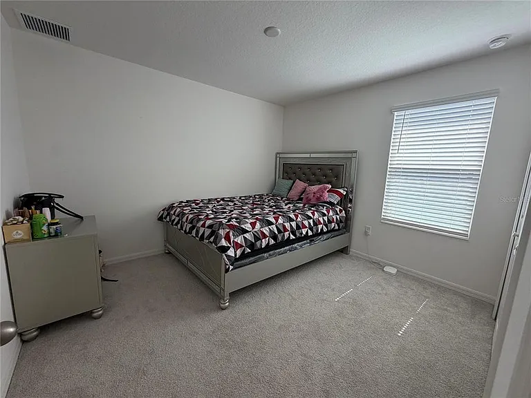 434 North Blvd E — Photo 27