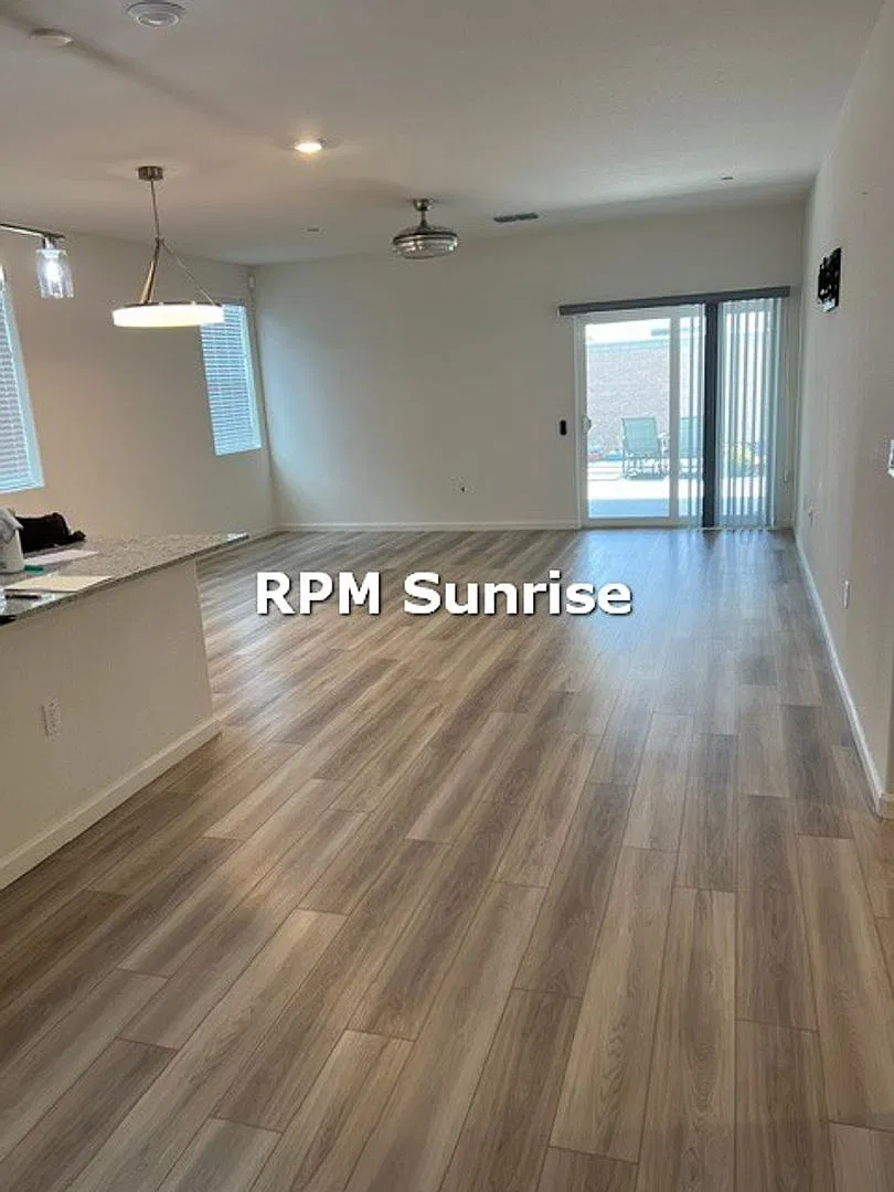 Single-Story 2 Bed, 2 Bath with Den and Backyard Garden in Gated 55+ Summit at Liberty — Photo 3