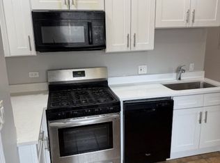 6442 N Hamilton Ave #44, Chicago, IL 60645
