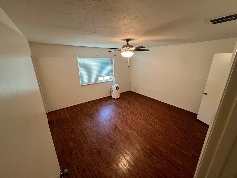 5233 Aztec Dr — Photo 8