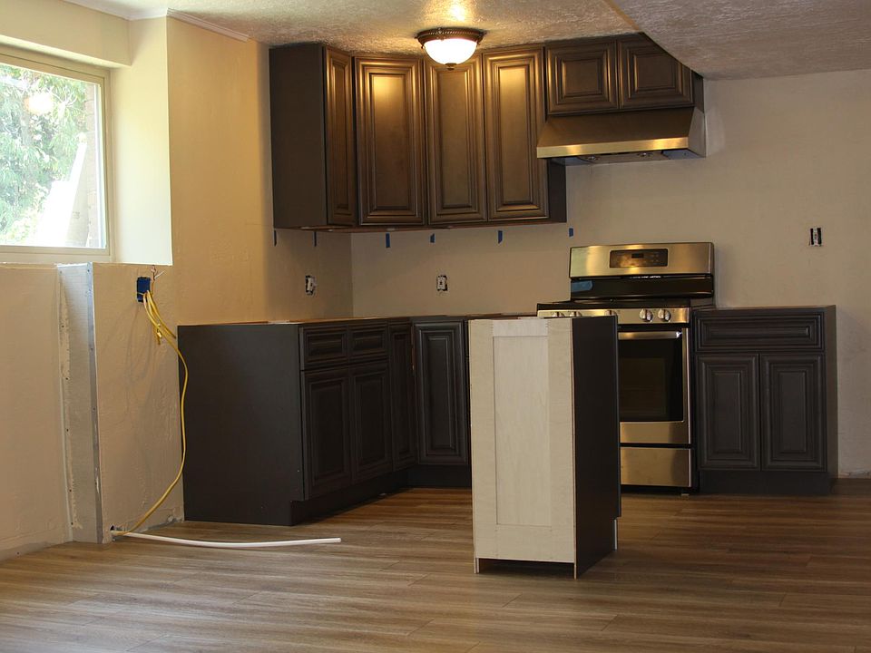 1st image of 7856 S Willowcrest Cir #2