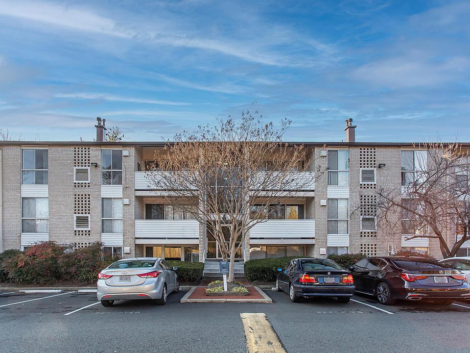 1st image of 5606 Bloomfield Dr APT 103