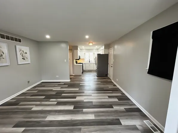 21331 Illinois St, Matteson, IL 60443