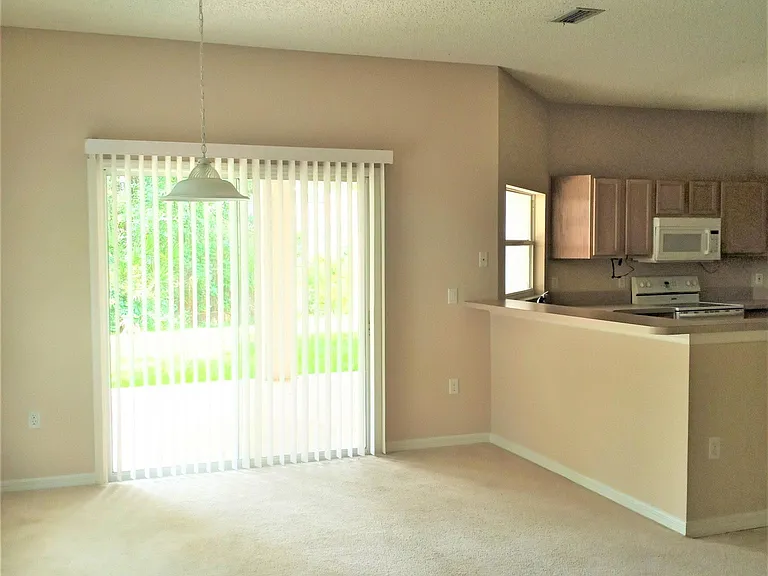 12 Empire Ln — Photo 9
