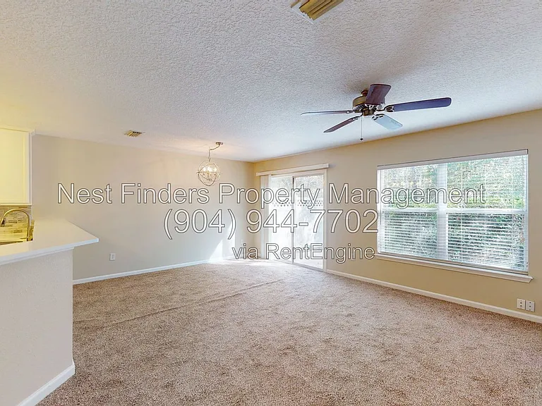 1002 N Black Cherry Dr — Photo 4